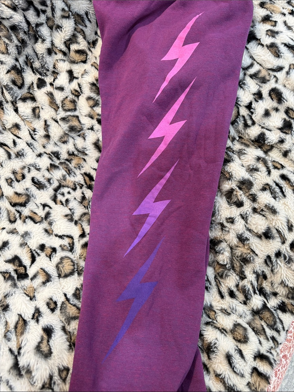 AVIATOR NATION LIGHTING BOLT FADE XS GENTLY USED